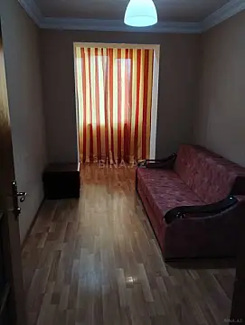 Kirayə verilir 3 otaqlı mənzil 70 m²