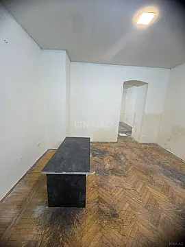 Kirayə verilir 2 otaqlı mənzil 91 m²