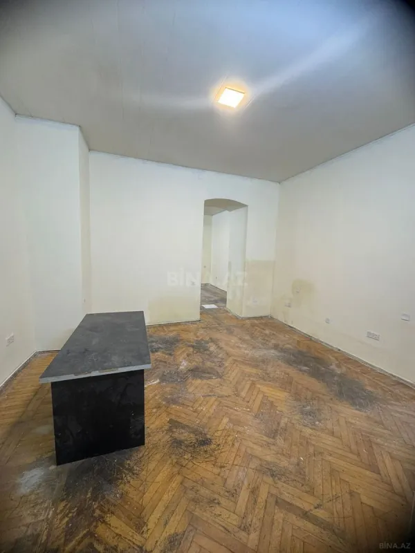 Kirayə verilir 2 otaqlı mənzil 91 m²