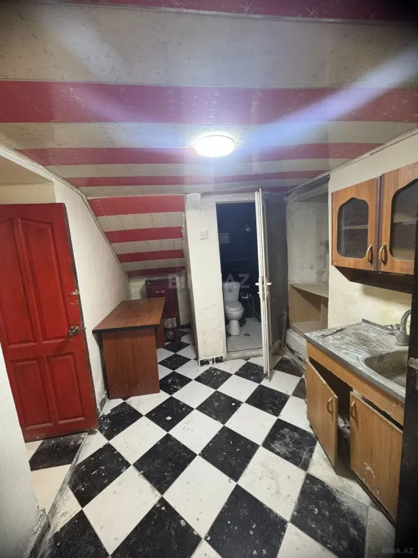 Kirayə verilir 2 otaqlı mənzil 91 m²