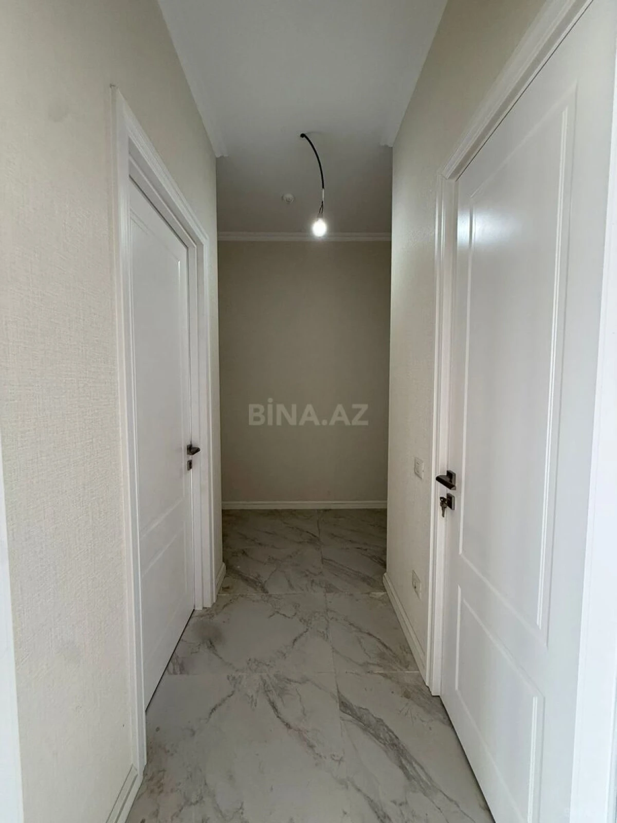 Satılır 3 otaqlı mənzil 96 m²