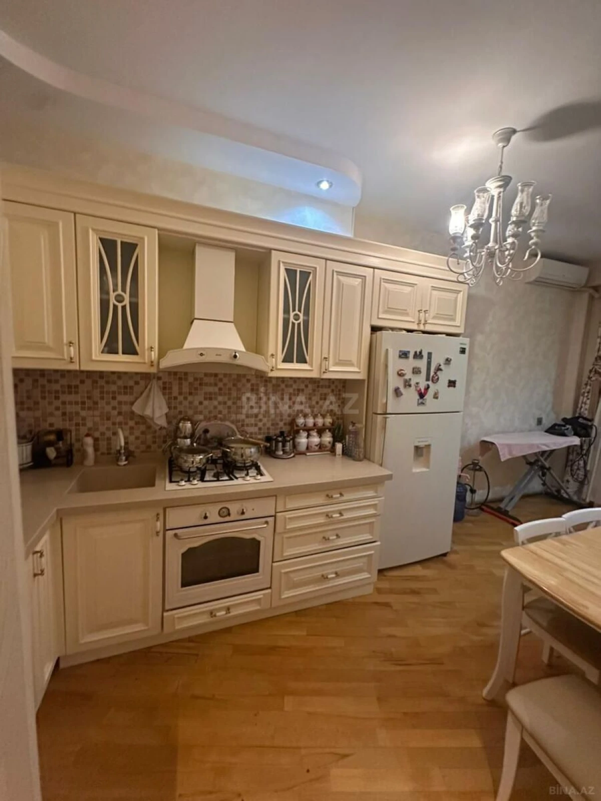 Satılır 3 otaqlı mənzil 95 m²