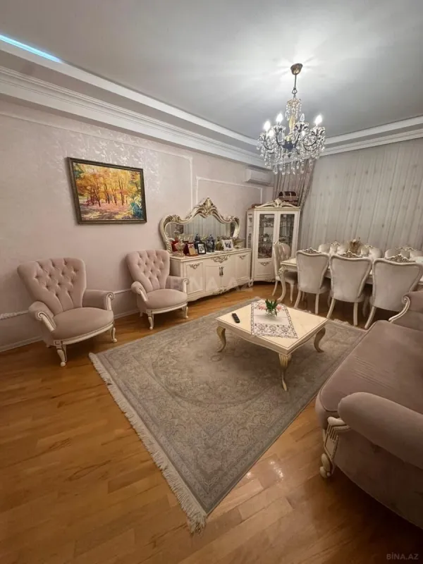 Satılır 3 otaqlı mənzil 95 m²