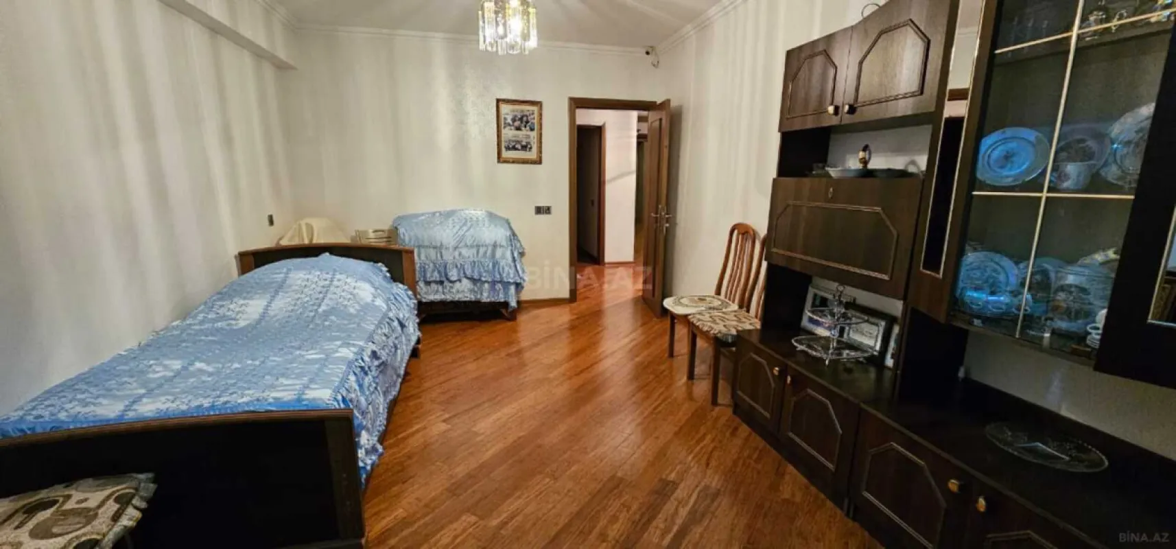 Satılır 4 otaqlı mənzil 115 m²