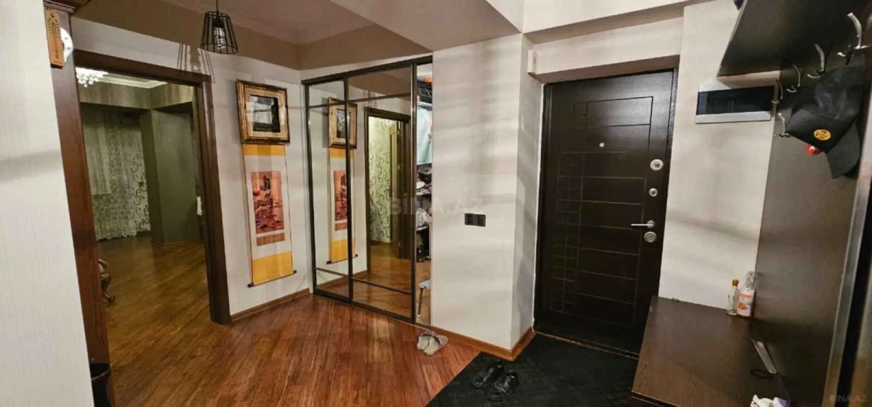 Satılır 4 otaqlı mənzil 115 m²