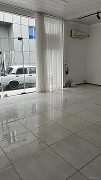 Kirayə verilir obyekt 156 m²