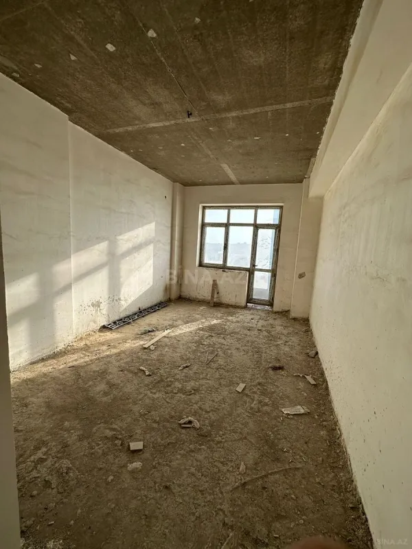 Satılır 3 otaqlı mənzil 137 m²