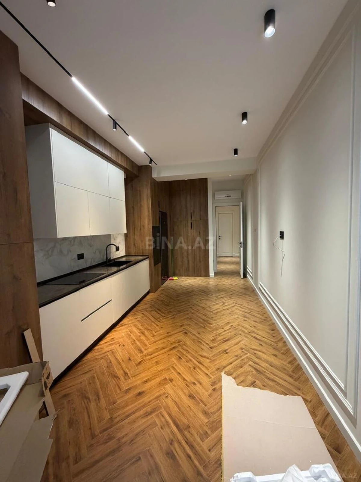 Kirayə verilir 3 otaqlı mənzil 180 m²