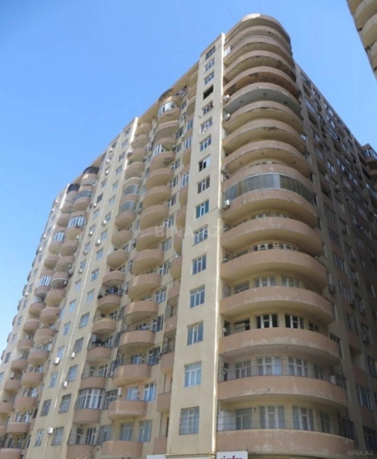 Satılır 2 otaqlı mənzil 62 m²