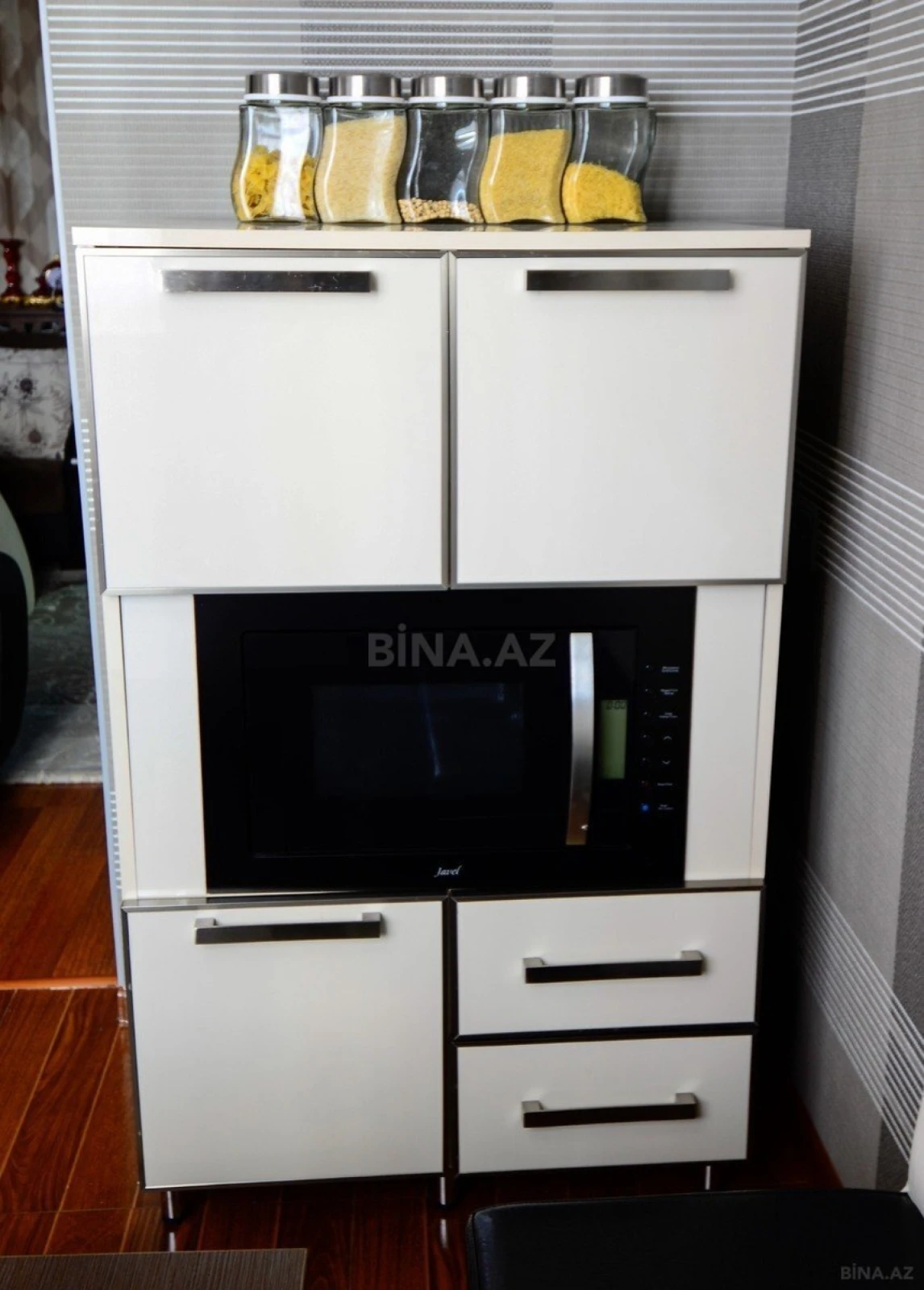 Satılır 2 otaqlı mənzil 62 m²