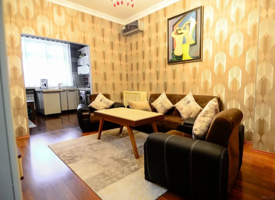 Satılır 2 otaqlı mənzil 62 m²