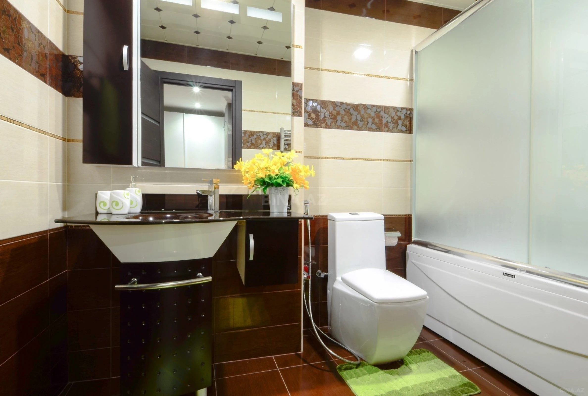 Satılır 2 otaqlı mənzil 62 m²