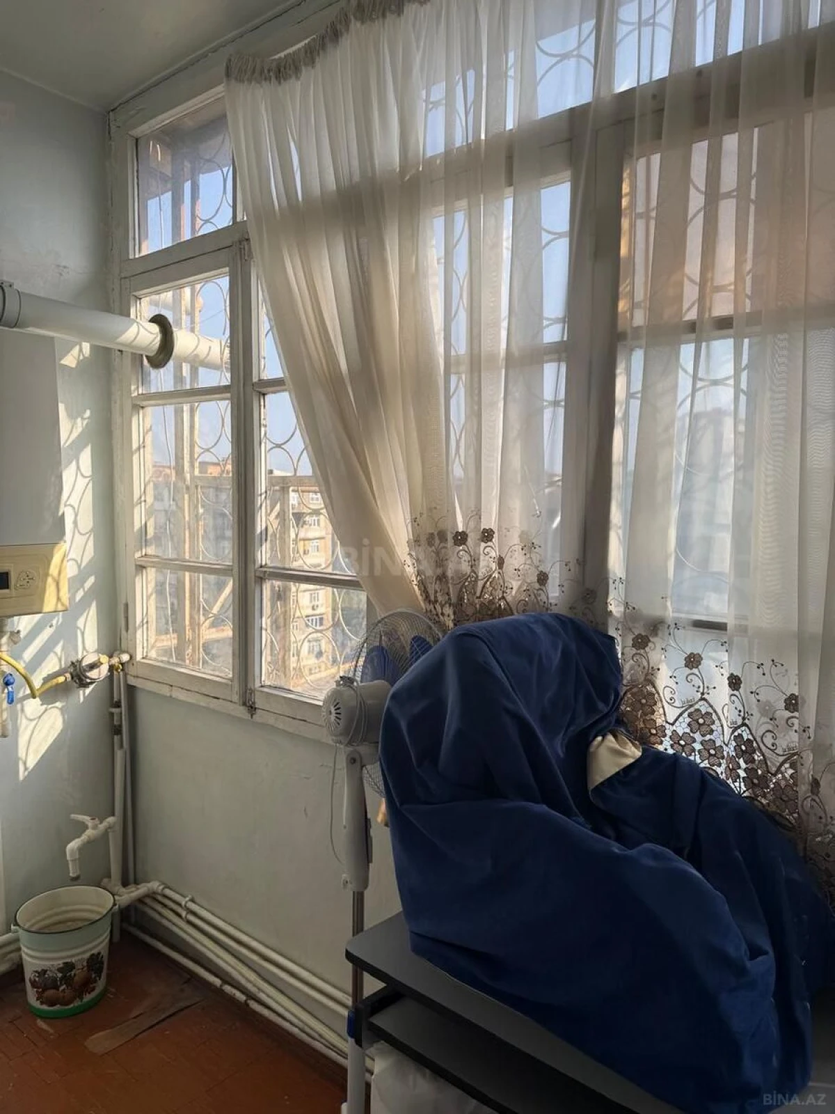 Satılır 4 otaqlı mənzil 120 m²