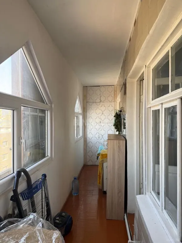 Satılır 4 otaqlı mənzil 120 m²