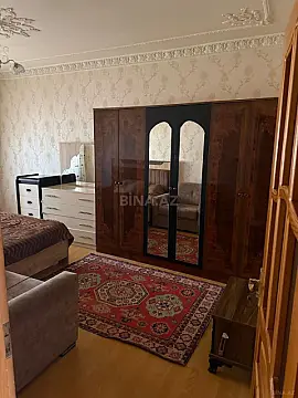 Satılır 4 otaqlı mənzil 120 m²