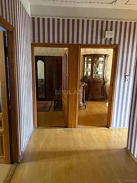Satılır 4 otaqlı mənzil 120 m²