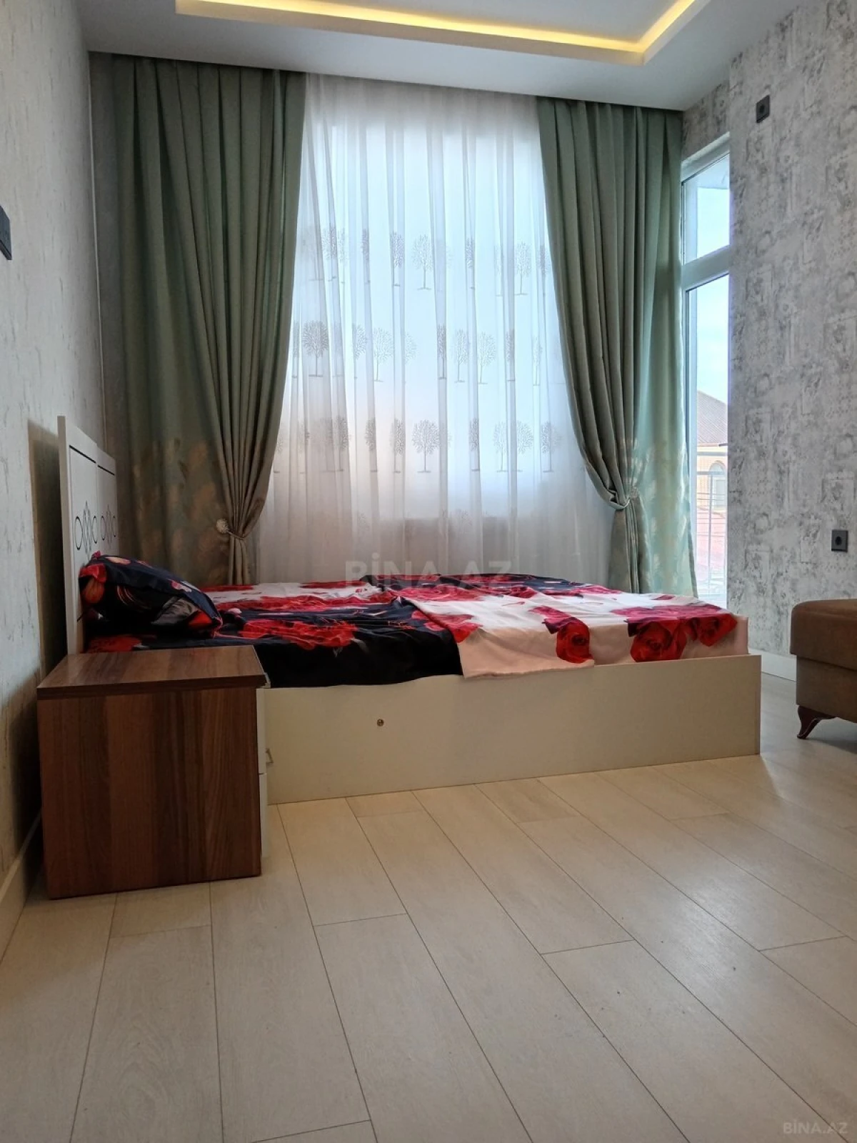 Kirayə verilir 2 otaqlı mənzil 54 m²
