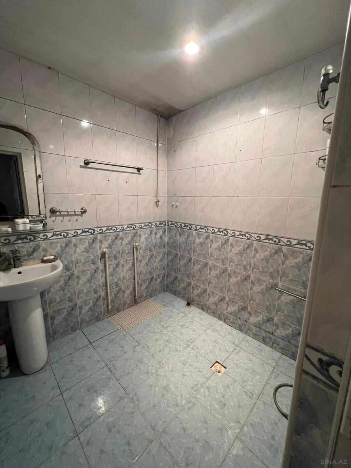 Satılır 3 otaqlı mənzil 100 m²