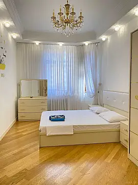 Kirayə verilir 3 otaqlı mənzil 105 m²