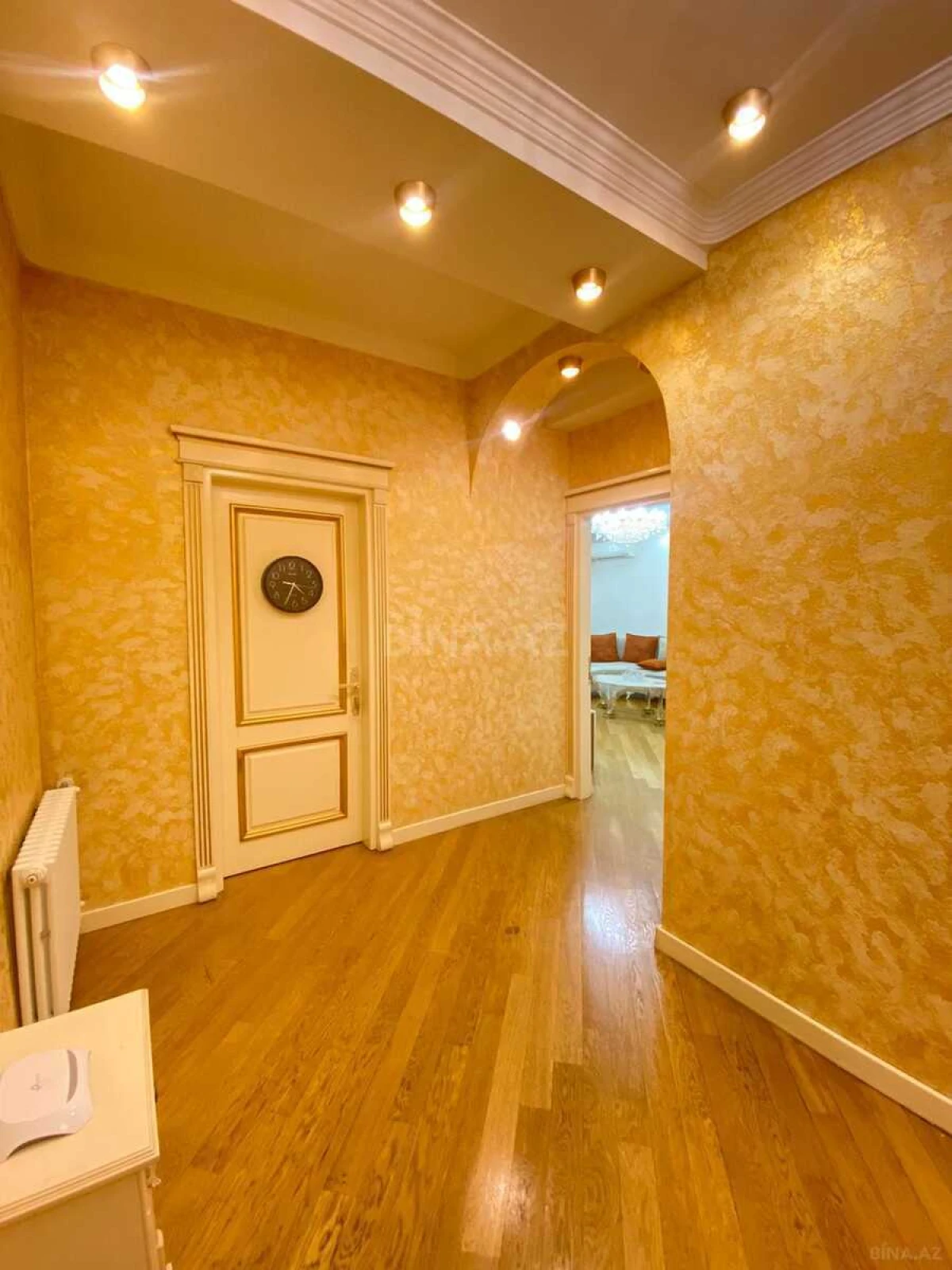 Kirayə verilir 3 otaqlı mənzil 105 m²