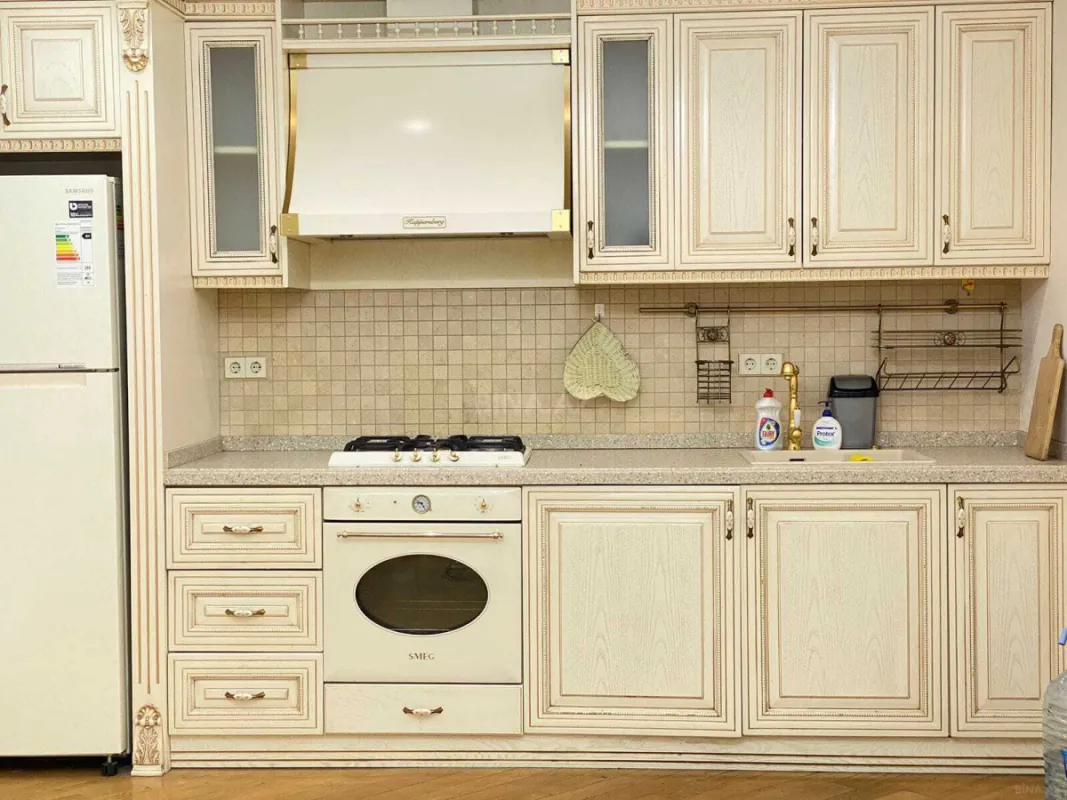 Kirayə verilir 3 otaqlı mənzil 105 m²