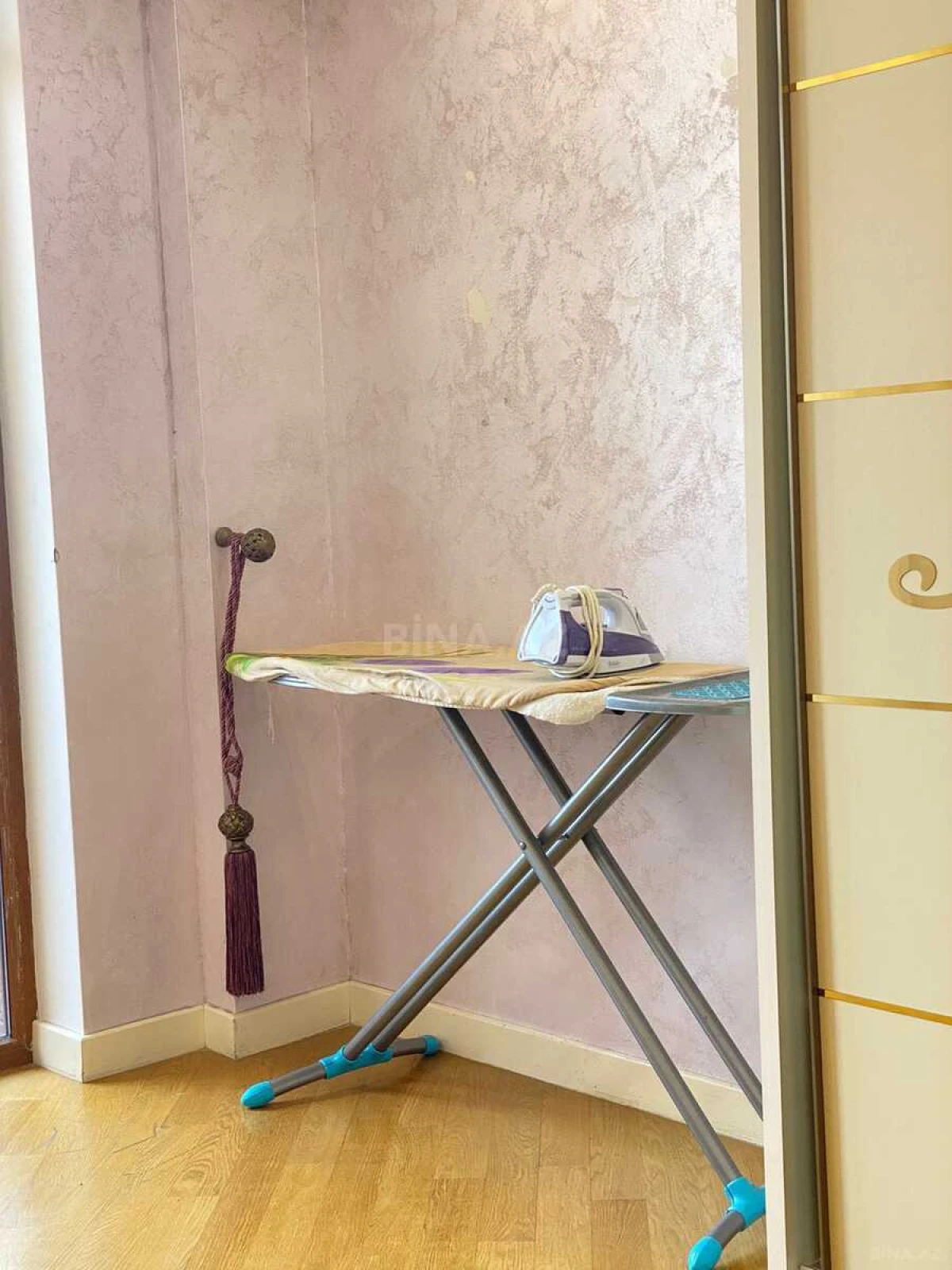 Kirayə verilir 3 otaqlı mənzil 105 m²