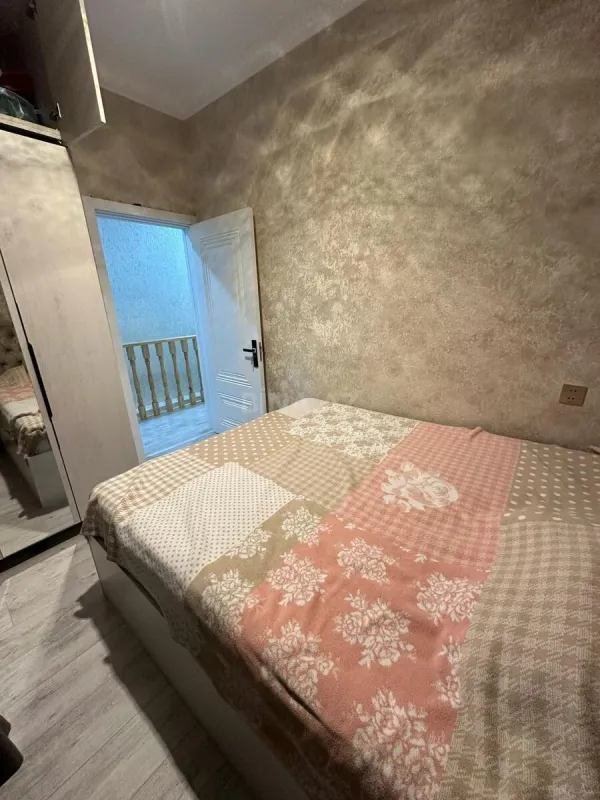 Kirayə verilir 2 otaqlı həyət evi 60 m²