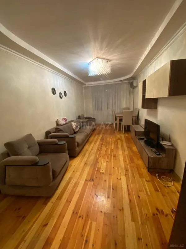 Satılır 2 otaqlı mənzil 75 m²