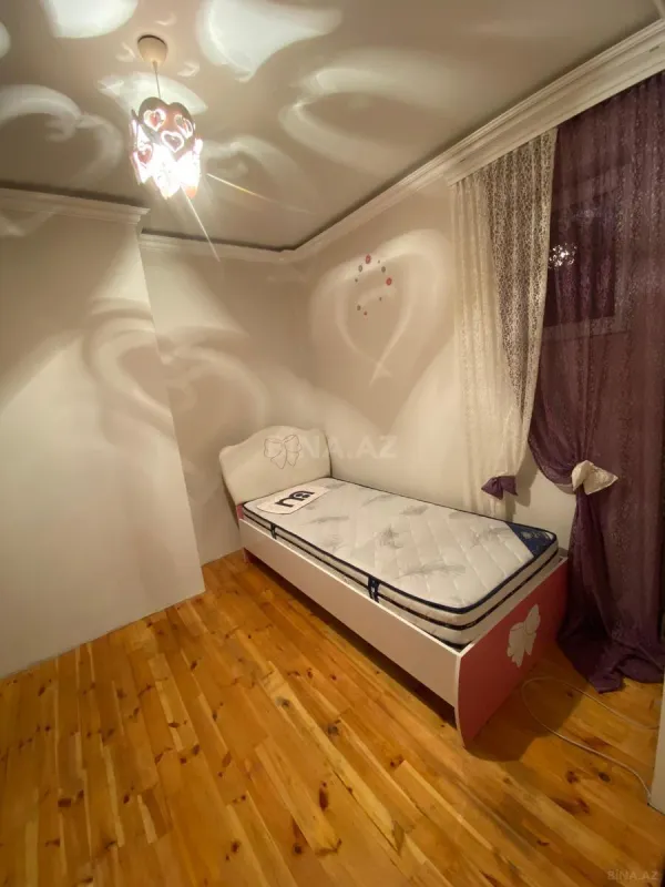 Satılır 2 otaqlı mənzil 75 m²