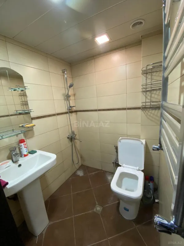 Satılır 2 otaqlı mənzil 75 m²