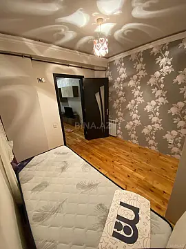 Satılır 2 otaqlı mənzil 75 m²
