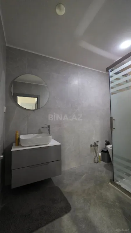 Kirayə verilir 2 otaqlı mənzil 90 m²