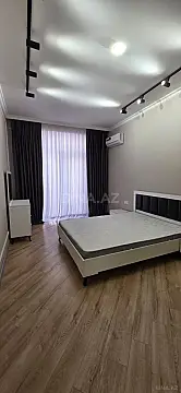 Kirayə verilir 2 otaqlı mənzil 90 m²