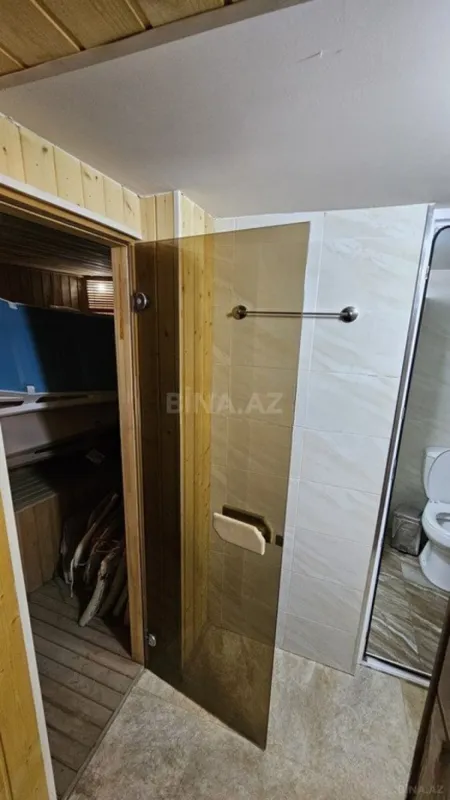 Satılır 7 otaqlı həyət evi 500 m²