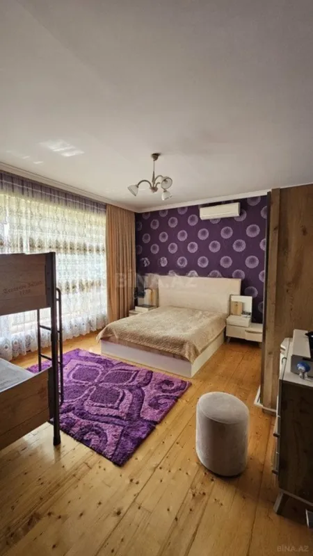 Satılır 7 otaqlı həyət evi 500 m²