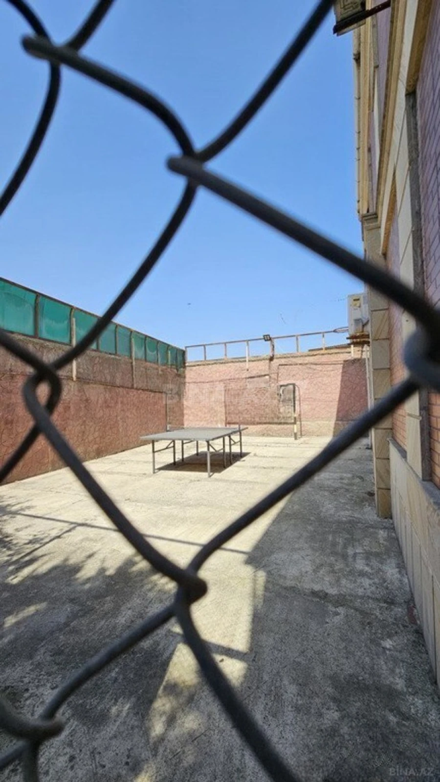 Satılır 7 otaqlı həyət evi 500 m²