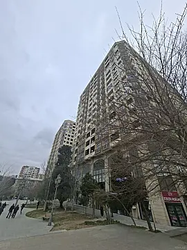 Satılır 1 otaqlı ofis 14 m² — Bakı 1 otaq 14.00 m²