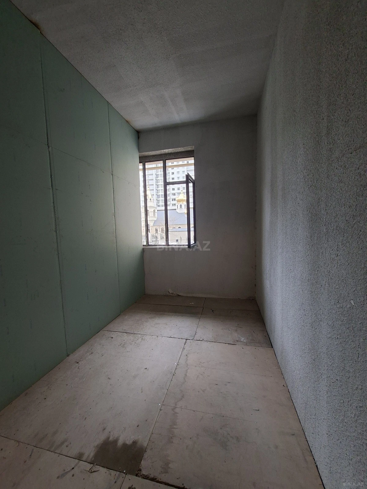 Satılır 1 otaqlı ofis 14 m²