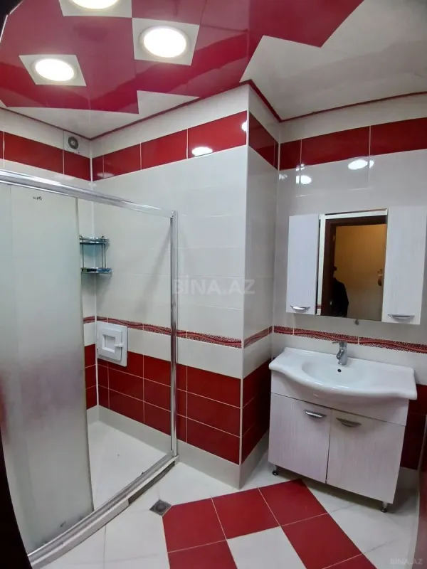 Satılır 2 otaqlı mənzil 96 m²