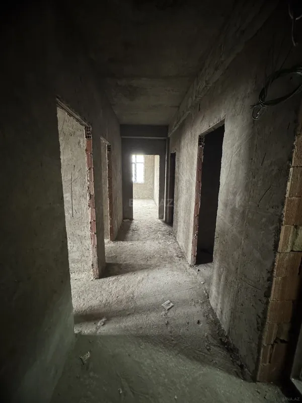 Satılır 2 otaqlı mənzil 91 m²