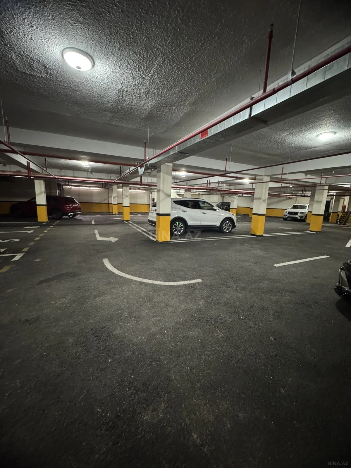 Satılır 2 otaqlı mənzil 91 m²