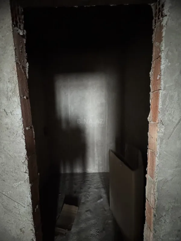 Satılır 2 otaqlı mənzil 91 m²