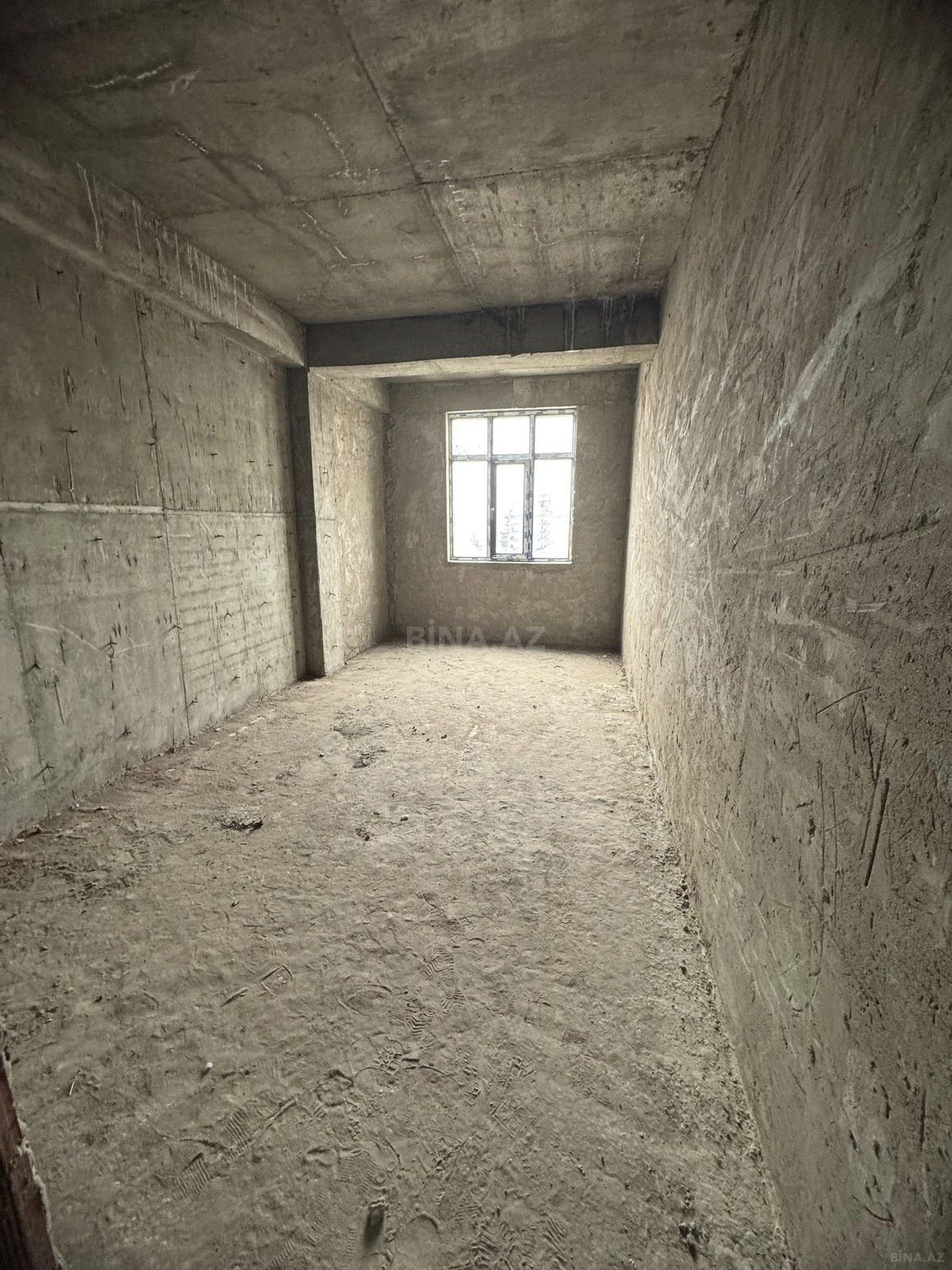 Satılır 2 otaqlı mənzil 91 m²