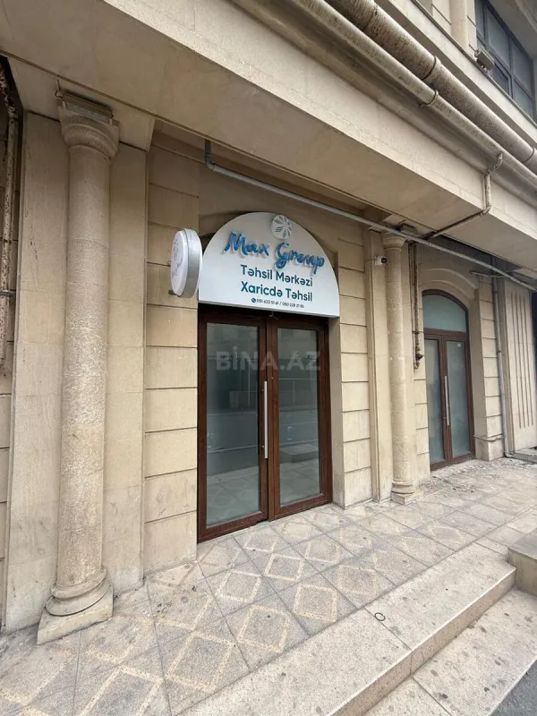 Kirayə verilir 7 otaqlı ofis 330 m²