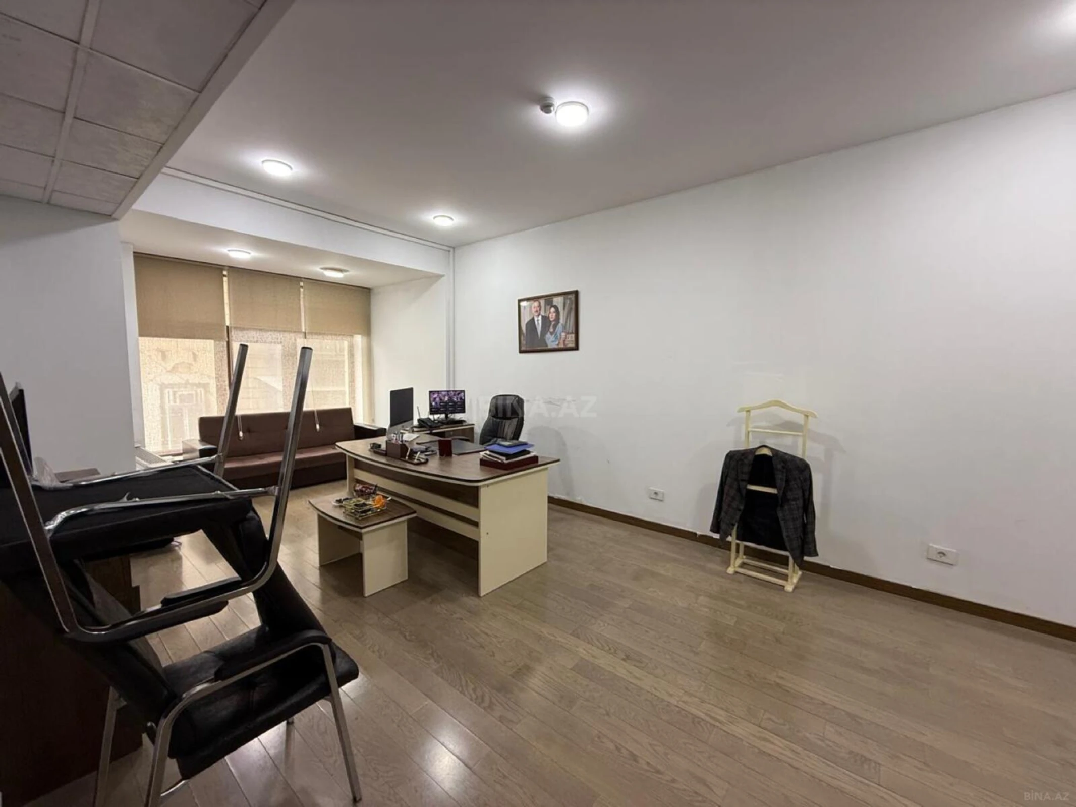 Kirayə verilir 7 otaqlı ofis 330 m²