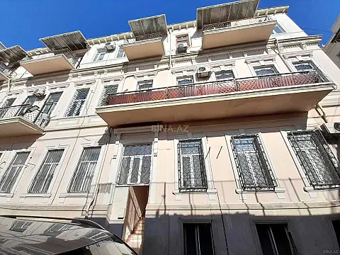 Satılır 3 otaqlı mənzil 82 m²