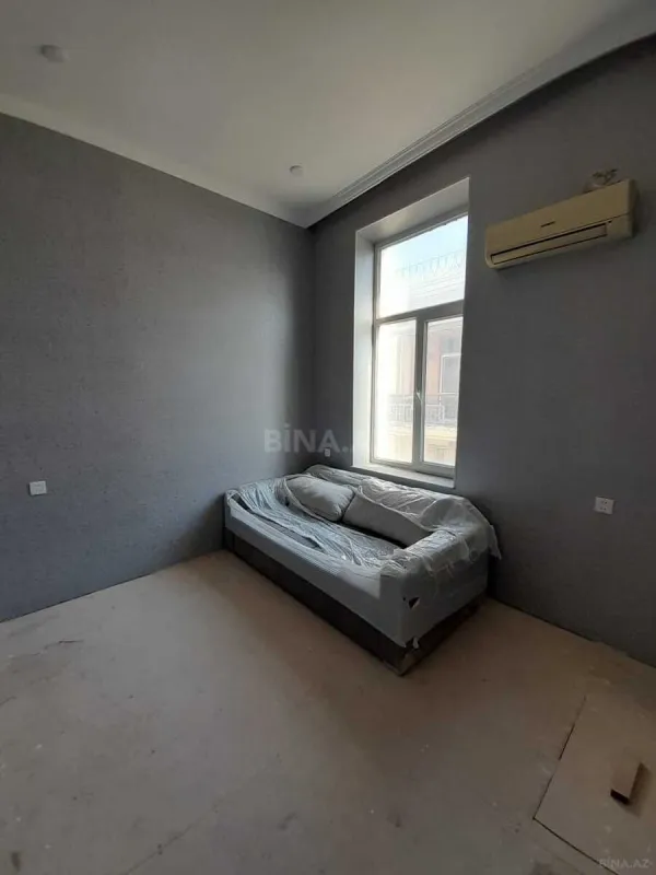 Satılır 3 otaqlı mənzil 82 m²