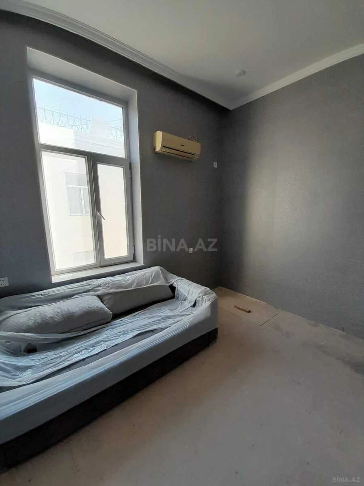 Satılır 3 otaqlı mənzil 82 m²