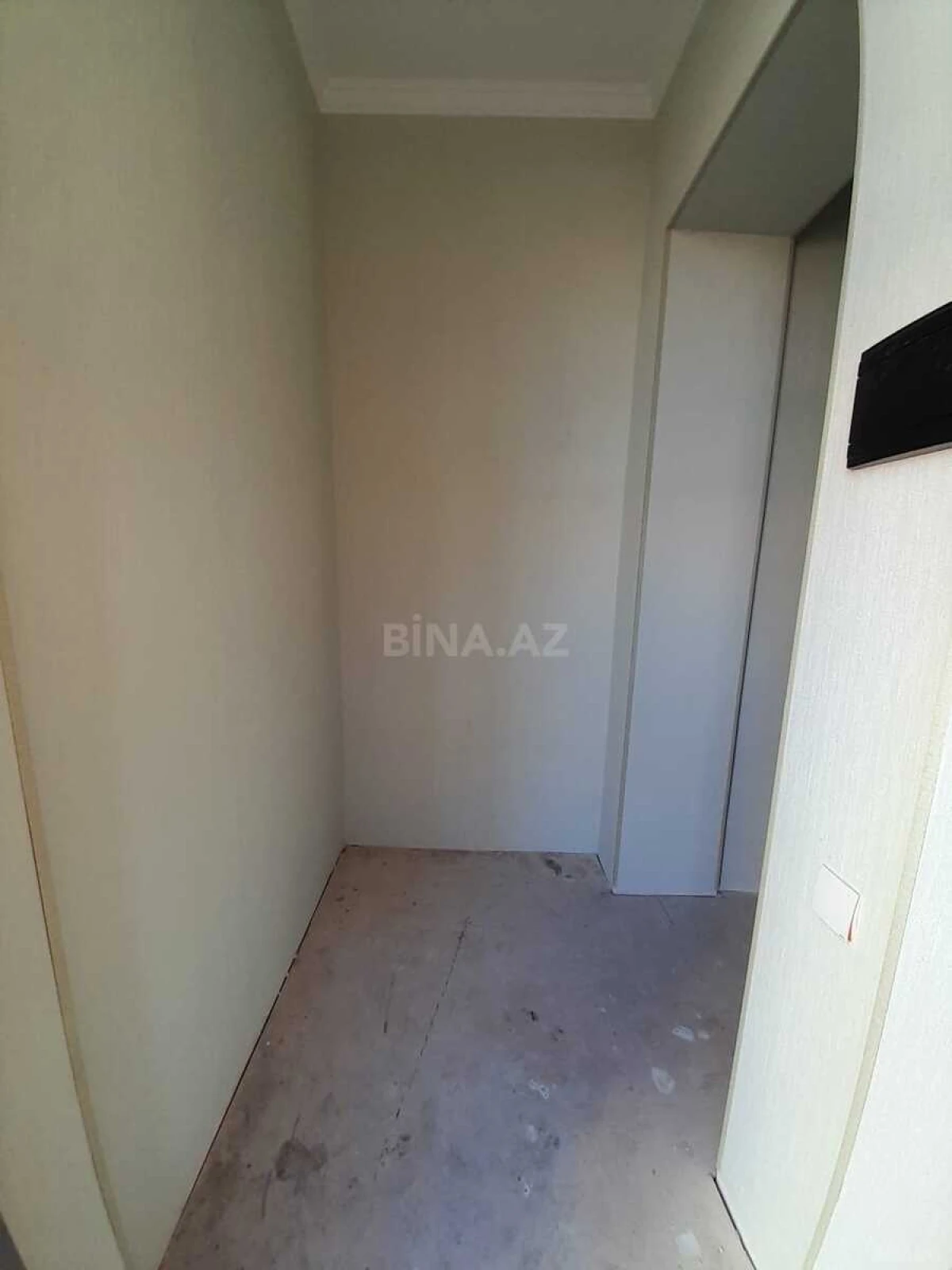 Satılır 3 otaqlı mənzil 82 m²