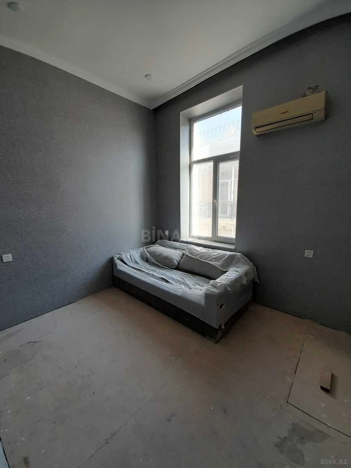 Satılır 3 otaqlı mənzil 82 m²